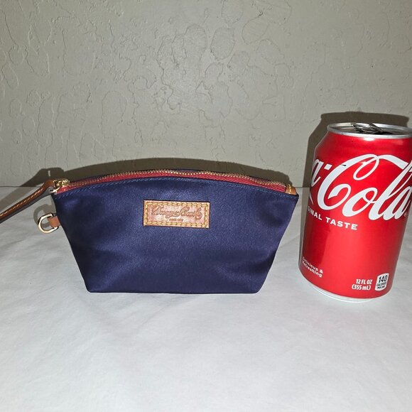 Dooney & Bourke Wayfarer Navy Blue Nylon Zip Cosmetic Bag / Coin Pouch FLAWLESS - Picture 2 of 10